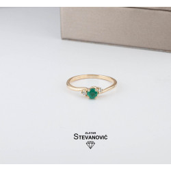 Prsten sa smaragdom B-32