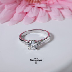 Prsten sa moissanitom M-18