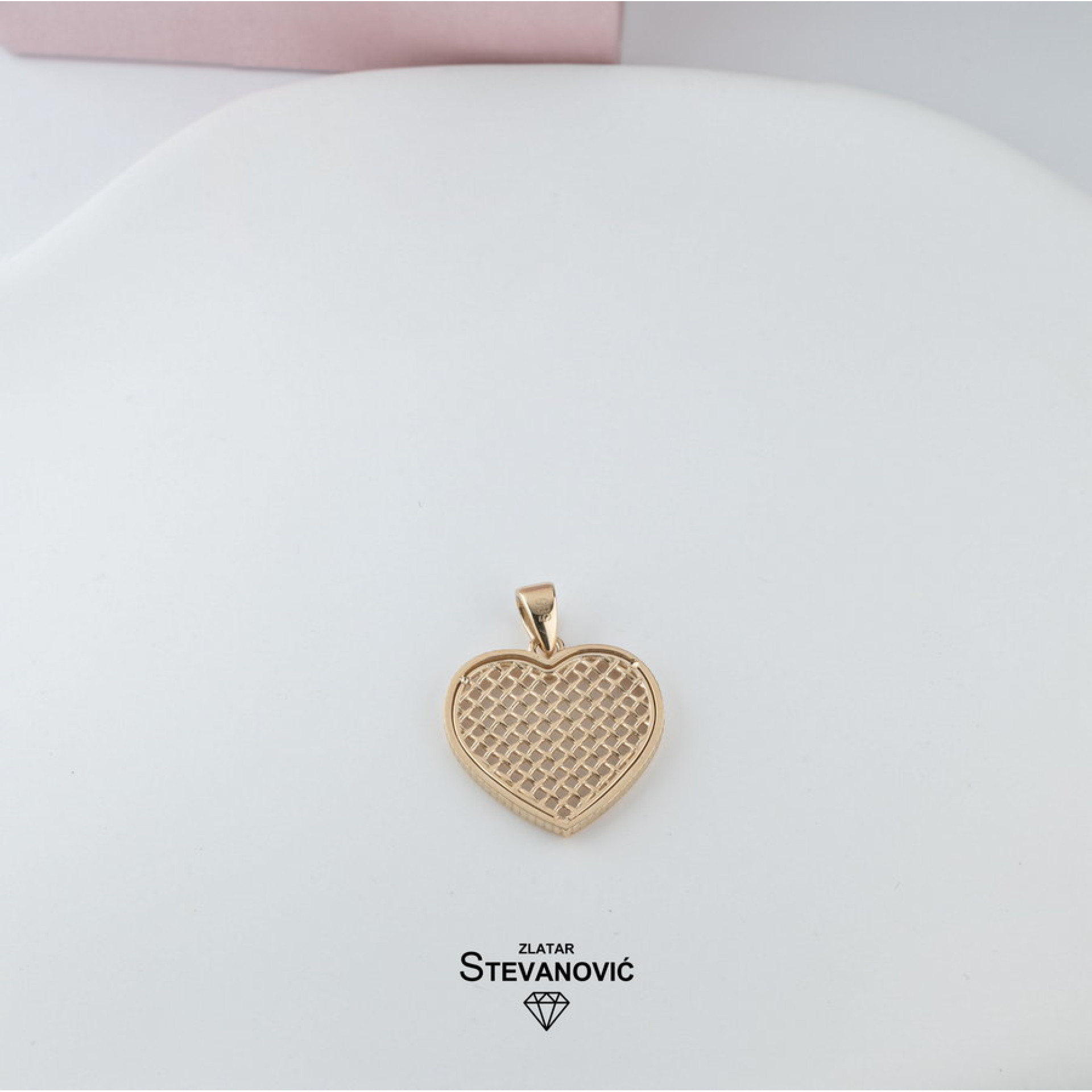 Privezak od zlata P152