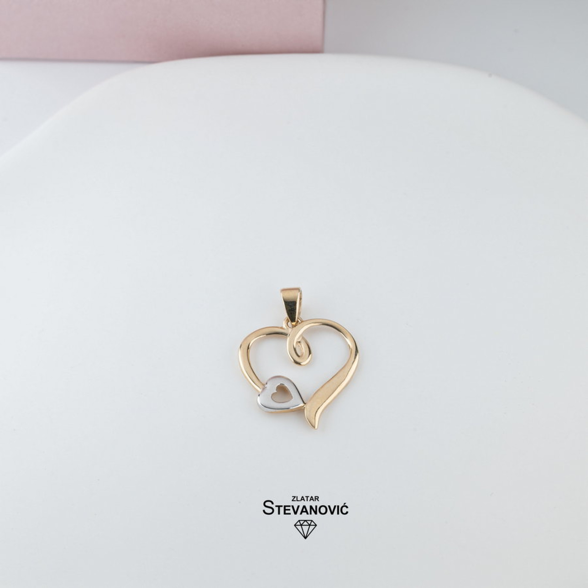 Privezak od zlata P157