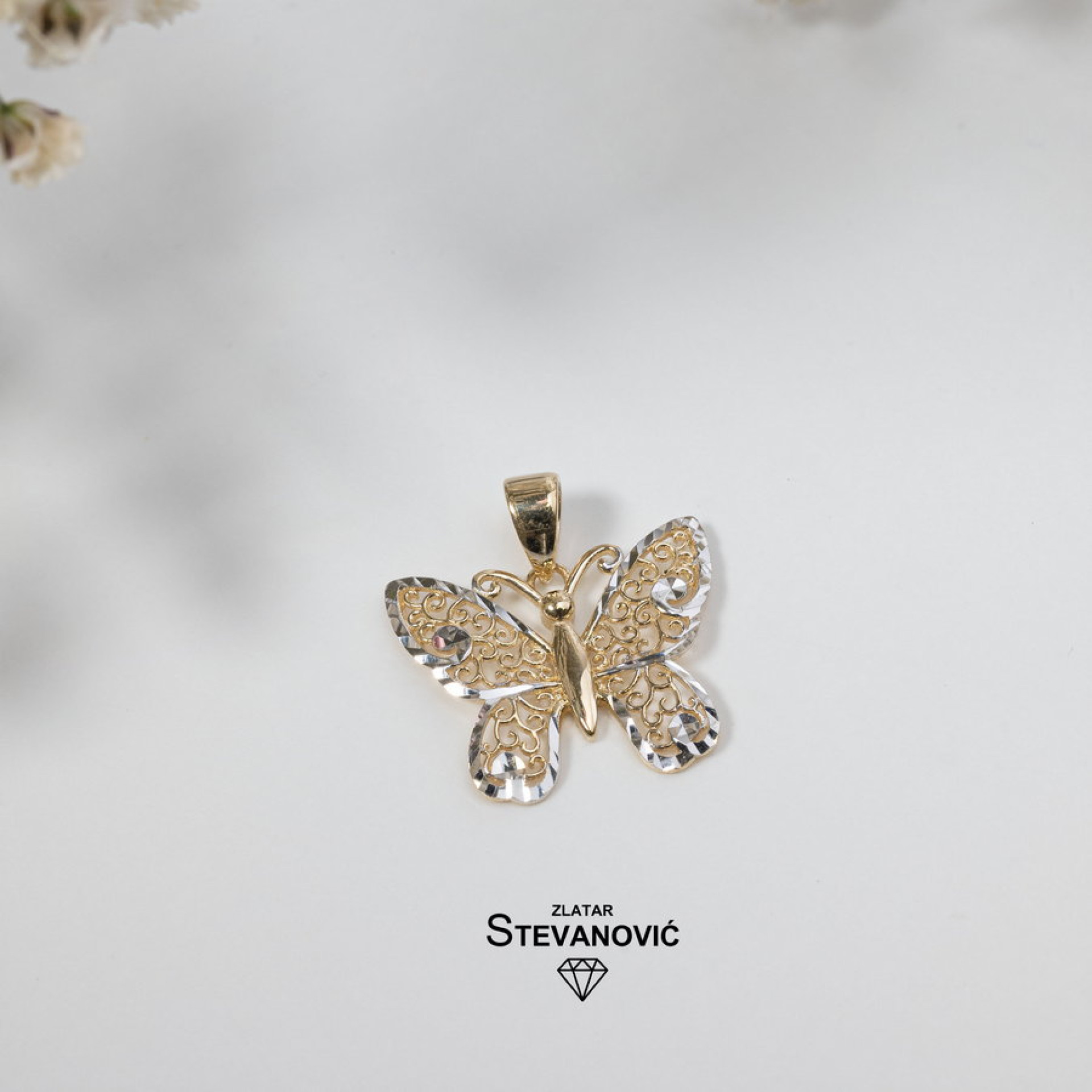 Privezak od zlata P132