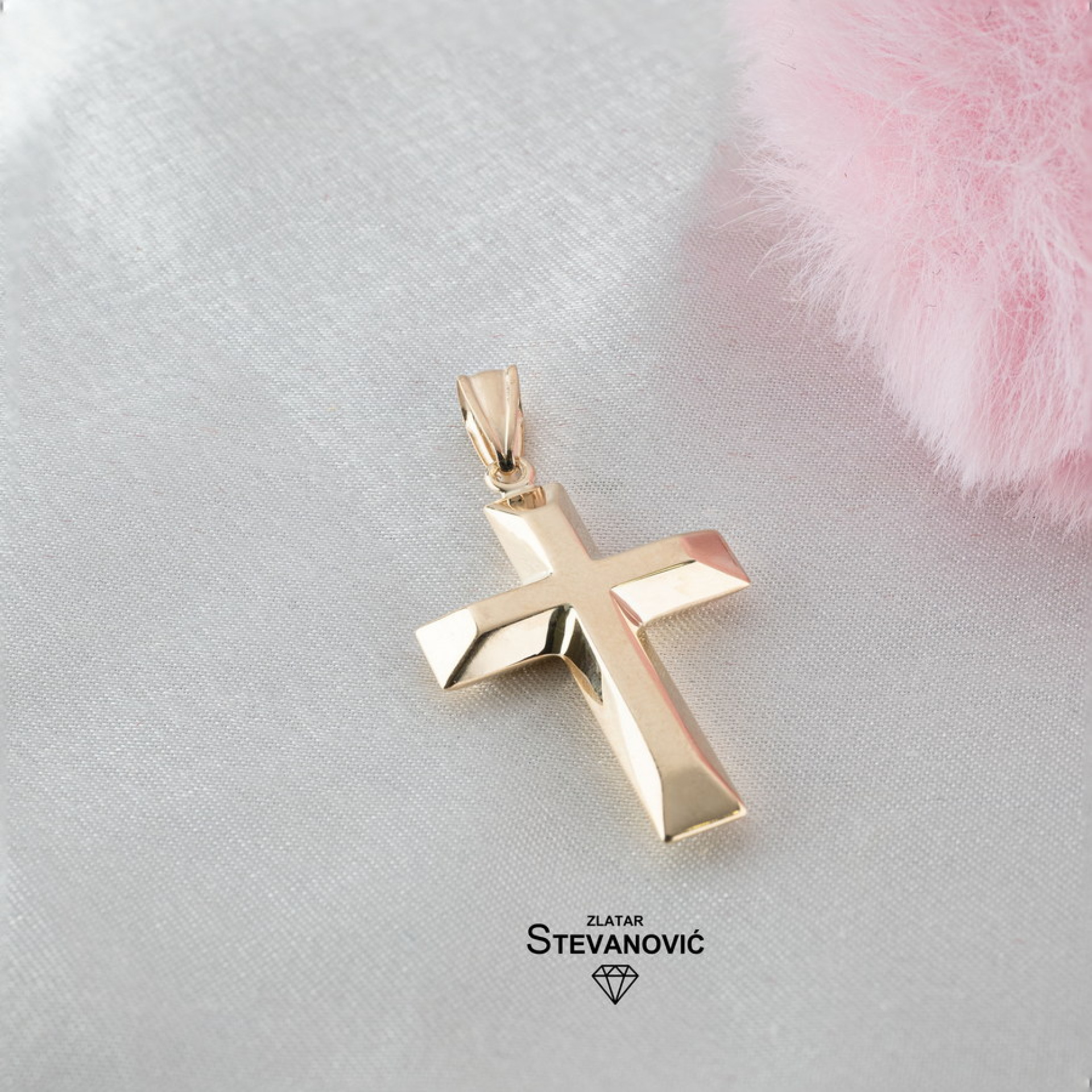 Krstić od žutog zlata P140